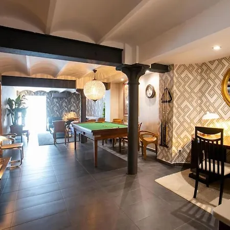 Gran De Gracia Modernista Apartment